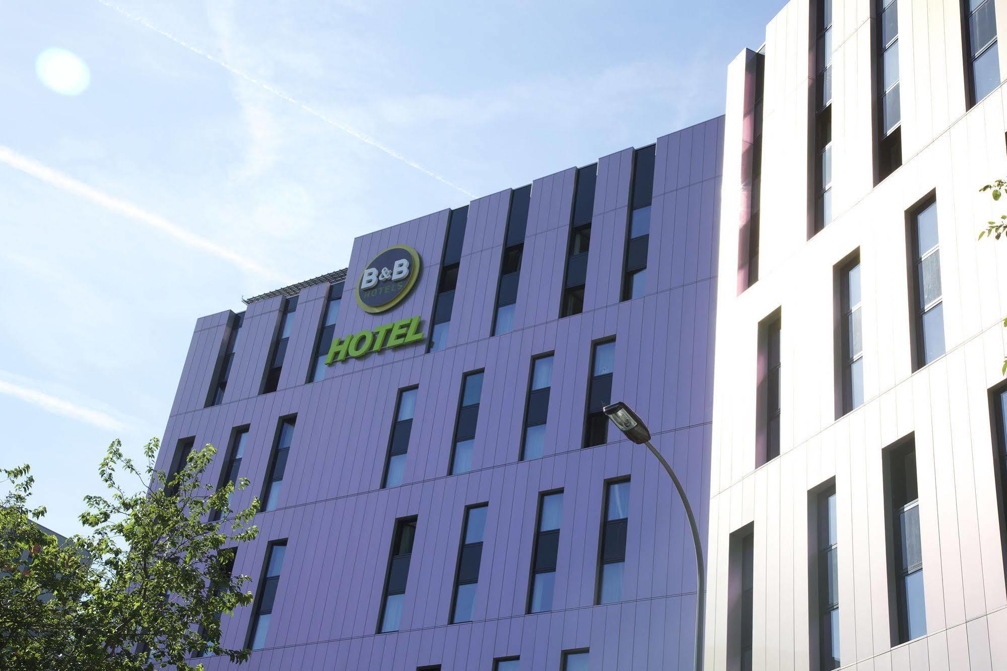 B&B Hotel Paris Porte Des Lilas ภายนอก รูปภาพ